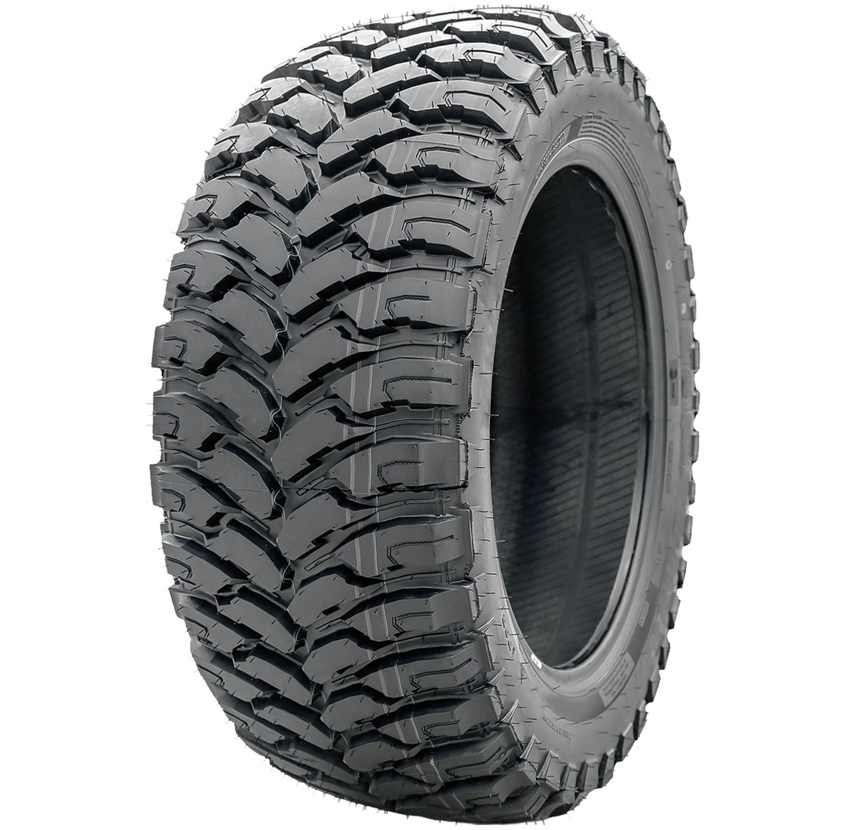 NASTREK TERRASHIELD M/T 8PR – 235/70 R16